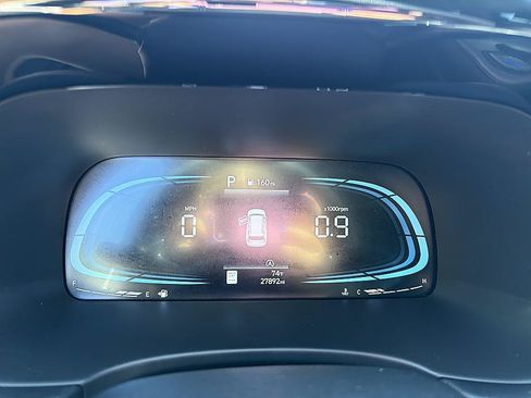 Used 2025 Hyundai Palisade SE FWD image 14