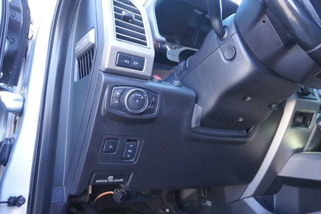 Used 2017 Ford F250 Platinum w/ Platinum Ultimate Package AWD/4WD image 30