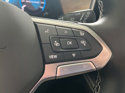 New 2025 Volkswagen Atlas SE image 20