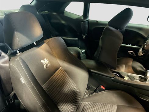 Used 2021 Dodge Challenger R/T Scat Pack w/ Driver Convenience Group image 27