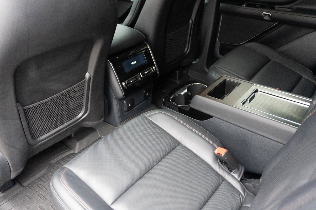 Used 2025 Lincoln Aviator Reserve w/ Jet Appearance Package RWD image 22