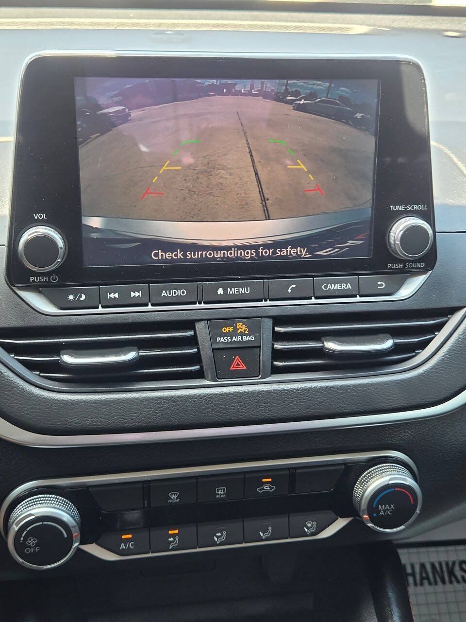 Used 2022 Nissan Altima 2.5 SR FWD image 9