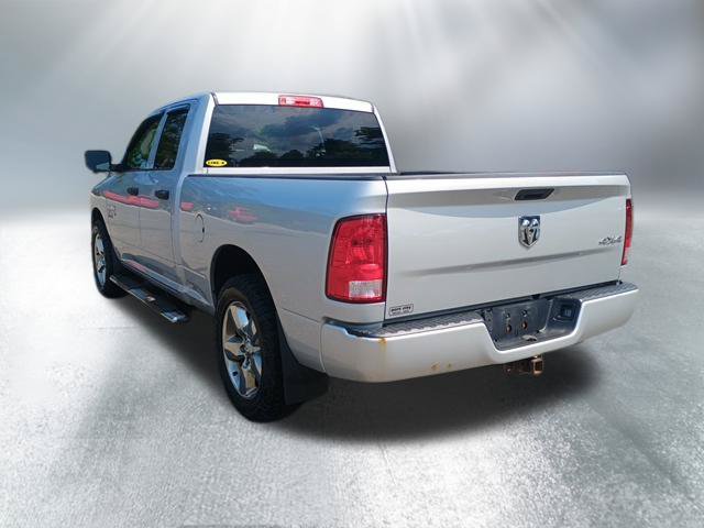 Used 2019 RAM 1500 Express w/ Express Value Package AWD/4WD image 3