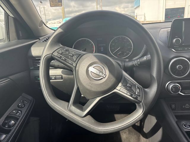 Used 2024 Nissan Sentra S FWD image 14