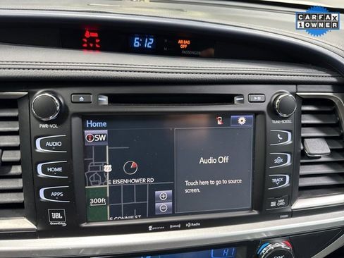 Used 2019 Toyota Highlander Limited image 21