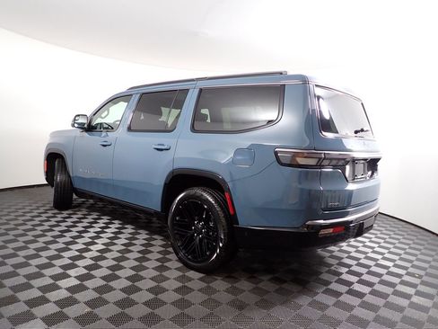 New 2026 Jeep Grand Wagoneer Limited AWD/4WD image 12