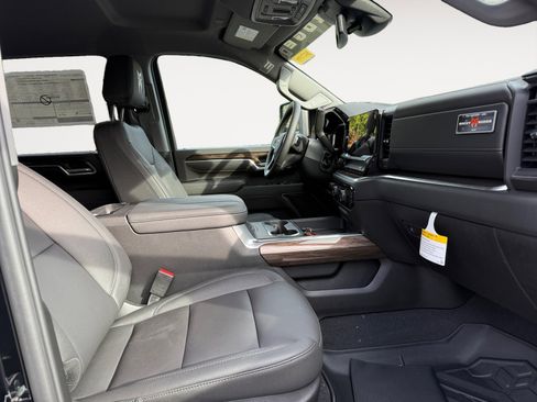 New 2025 Chevrolet Silverado 2500 LT w/ Trail Boss Package image 15