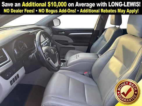 Used 2019 Toyota Highlander XLE image 14