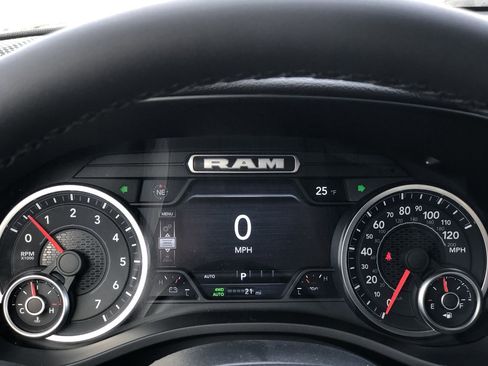 New 2026 RAM 1500 4x4 Crew Cab image 16