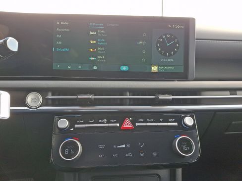 New 2026 Hyundai Tucson Blue SE image 9