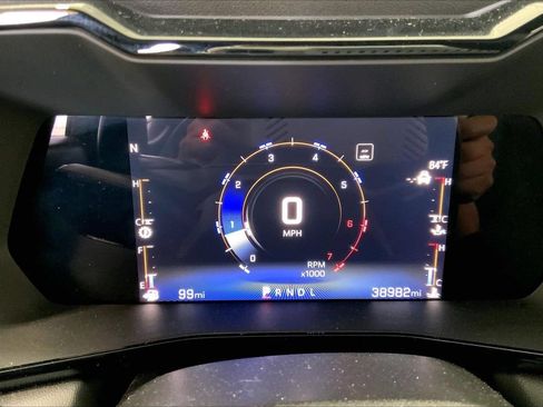 Used 2023 Chevrolet Colorado LT RWD image 18