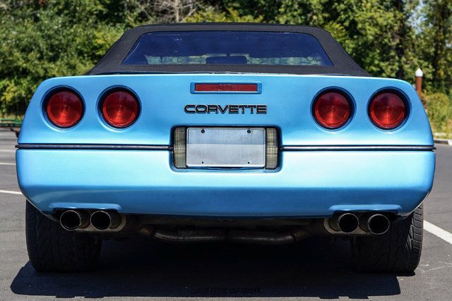 Used 1988 Chevrolet Corvette Convertible RWD image 17