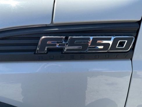 Used 2015 Ford F550 4x4 SuperCab Super Duty image 4