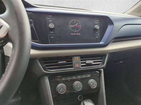 Used 2023 Volkswagen Taos SE FWD image 9