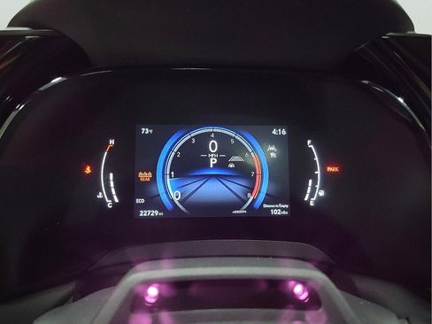 Used 2024 Lexus RX 350 w/ Luxury Package image 17