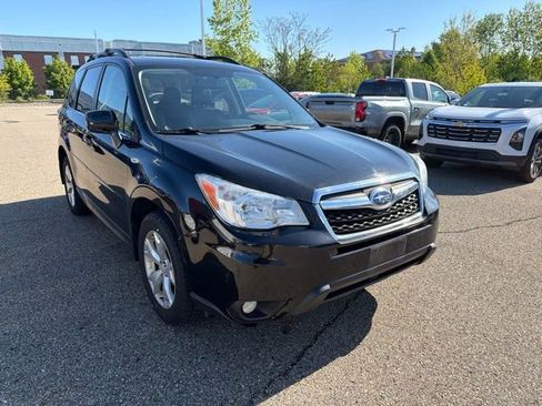 Used 2015 Subaru Forester 2.5i Limited AWD/4WD image 2