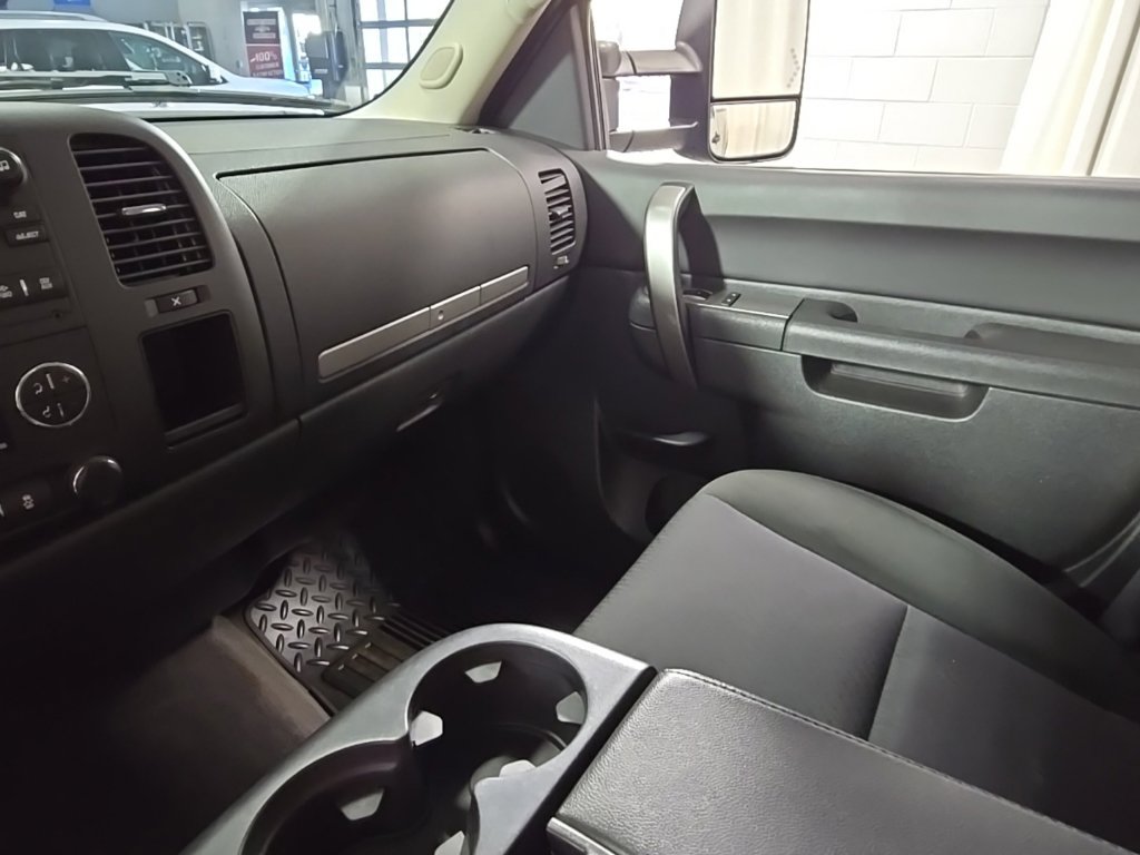 Used 2014 GMC Sierra 2500 SLE w/ SLE Preferred Package AWD/4WD image 25