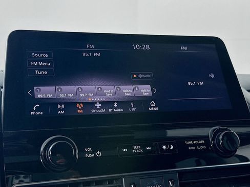 Used 2022 Nissan Armada SL image 15