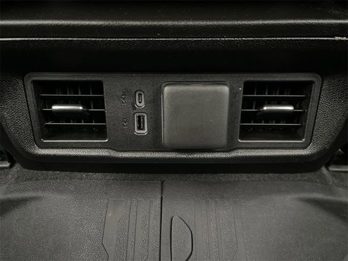 Used 2022 GMC Sierra 1500 Elevation w/ LPO, Elevation Black Package image 21