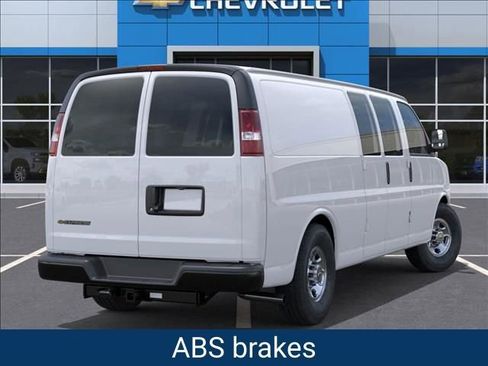 New 2026 Chevrolet Express 2500 Extended image 4