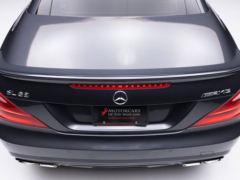 Used 2015 Mercedes-Benz SL 63 AMG w/ Driver Assistance Package image 50