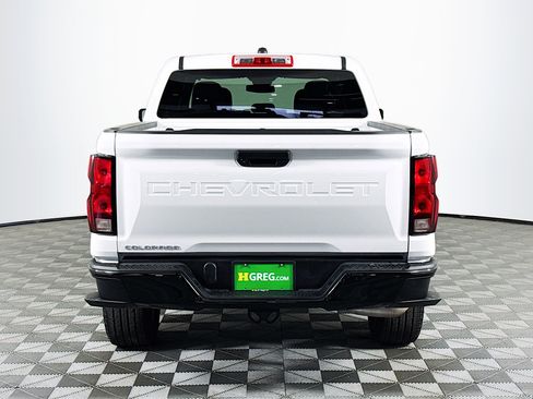 Used 2024 Chevrolet Colorado W/T image 8