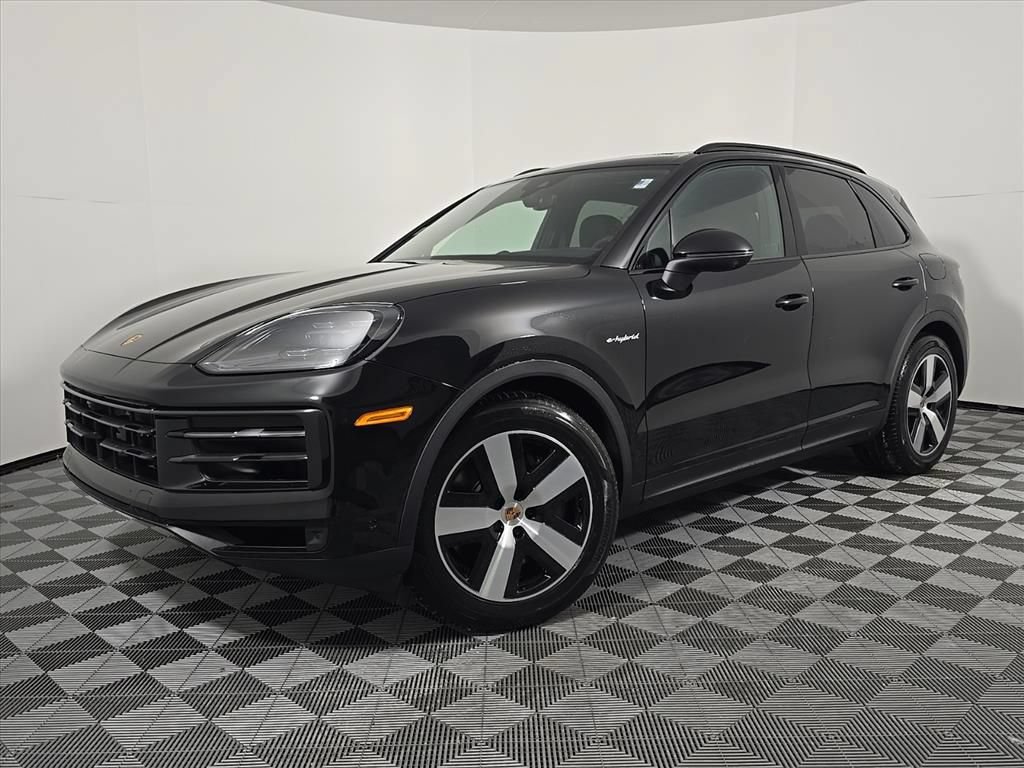 Certified 2026 Porsche Cayenne E-Hybrid AWD/4WD image 1