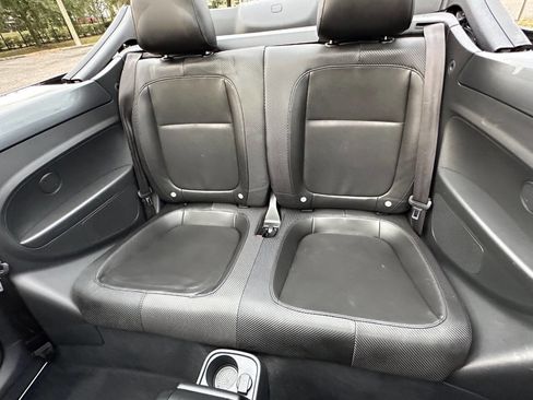 Used 2014 Volkswagen Beetle 1.8T image 34