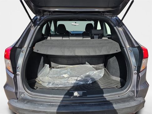 Used 2020 Honda HR-V Sport image 22