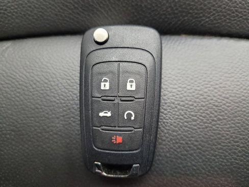 Used 2016 Chevrolet Cruze LTZ w/ Sun, Sound and Sport Package image 32