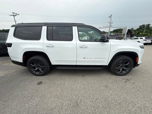 New 2026 Jeep Grand Wagoneer 4WD image 6
