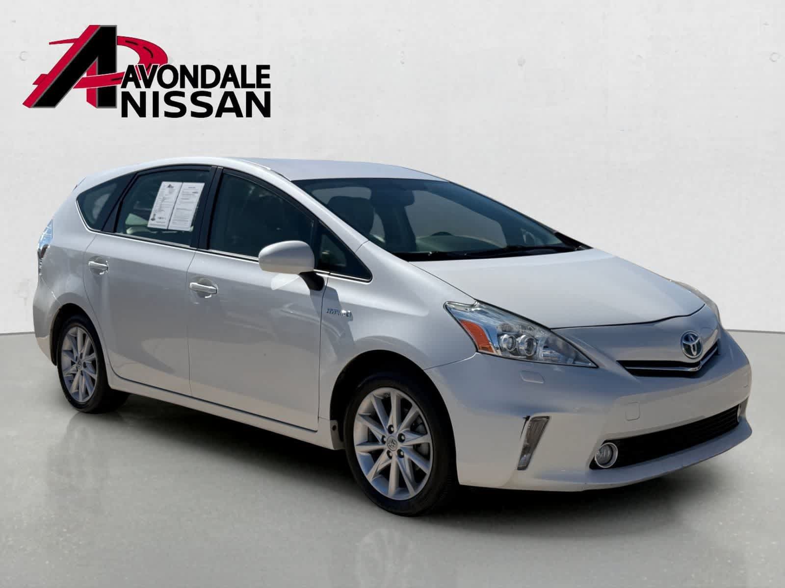 Used 2014 Toyota Prius V Five FWD image 8