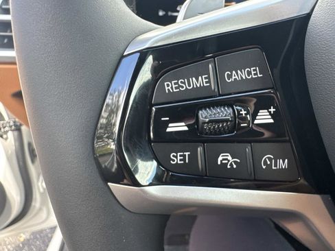 New 2026 BMW 330i Sedan w/ Convenience Package image 29