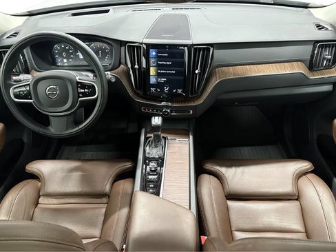 Used 2019 Volvo XC60 T6 Inscription w/ Protection Package Premier AWD/4WD image 17