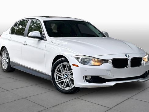 Used 2013 BMW 328i Sedan RWD image 2
