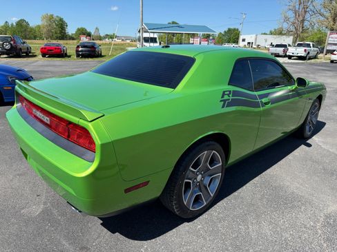 Used 2011 Dodge Challenger R/T image 11