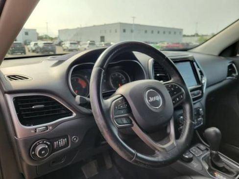 Used 2019 Jeep Cherokee Limited w/ Luxury Group AWD/4WD image 21