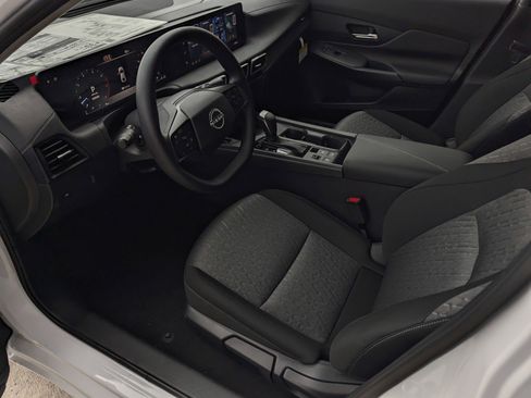 New 2026 Nissan Sentra SV w/ Floor Mat Package FWD image 9