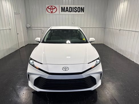 New 2026 Toyota Camry LE AWD/4WD image 5
