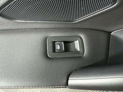 Used 2024 Volkswagen Tiguan S image 38