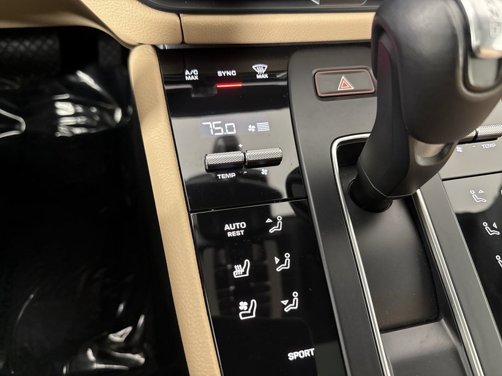 Certified 2024 Porsche Macan S w/ Premium Plus Package AWD/4WD image 31