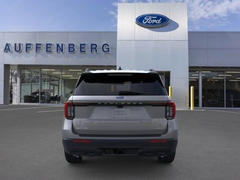 New 2026 Ford Explorer Active AWD/4WD image 5