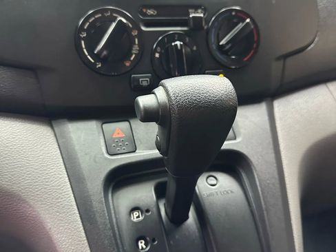Used 2016 Nissan NV200 SV w/ Technology Package image 17