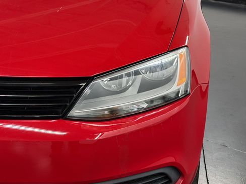 Used 2012 Volkswagen Jetta Sedan FWD image 23