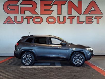 Used 2019 Jeep Cherokee Trailhawk w/ Cold Weather Group