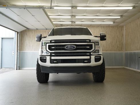 Used 2020 Ford F250 Platinum AWD/4WD image 2