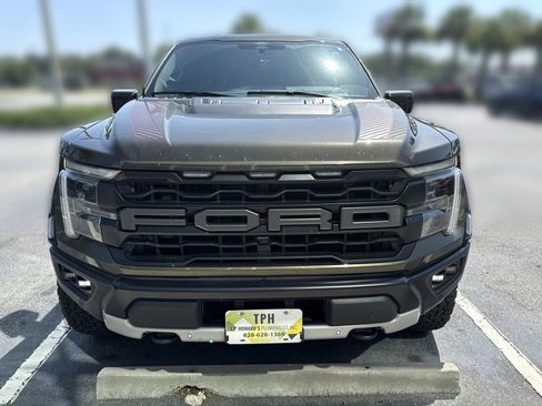 Certified 2025 Ford F150 Raptor AWD/4WD image 10
