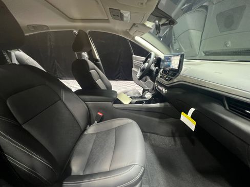 New 2025 Nissan Altima 2.5 SL image 19