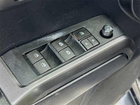 Used 2020 Toyota Tacoma TRD Off-Road image 16