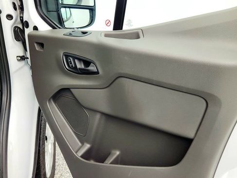 Used 2024 Ford Transit 250 Low Roof w/ Exterior Upgrade Package image 28